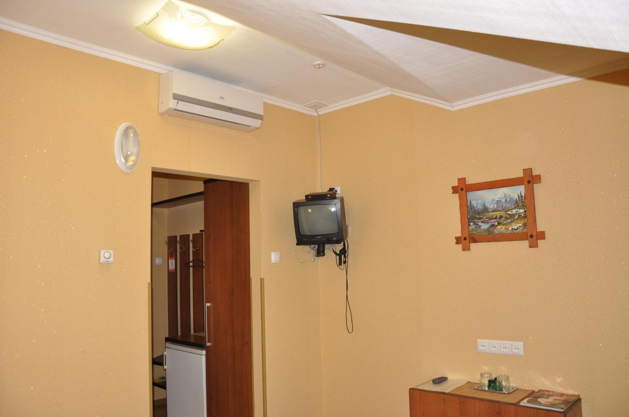 Focus Hotel كوست الغرفة الصورة
