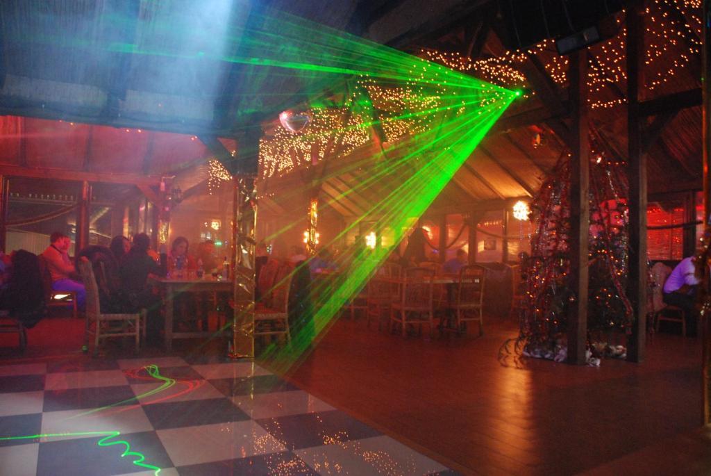 Focus Hotel كوست المظهر الخارجي الصورة